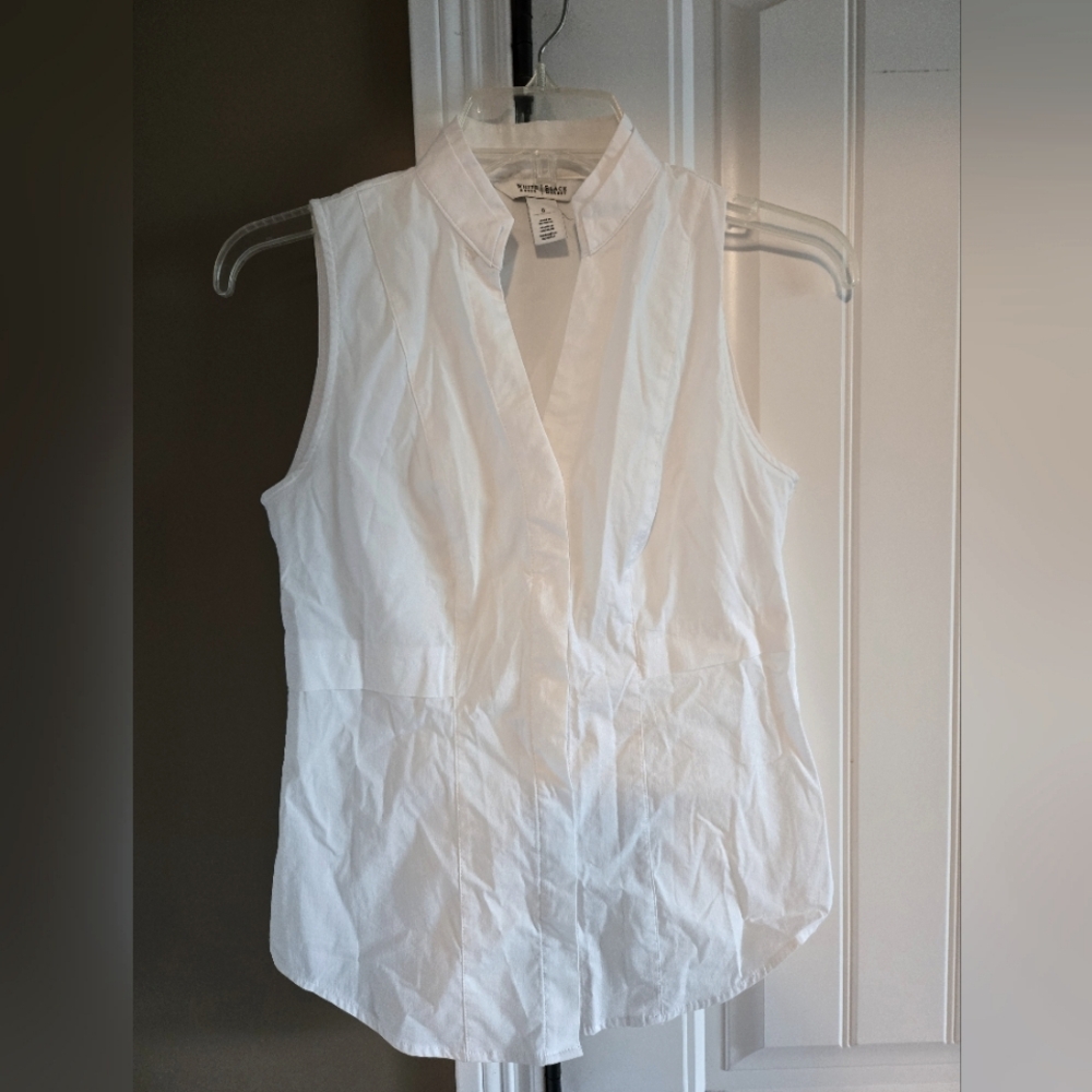 Sleeveless button down